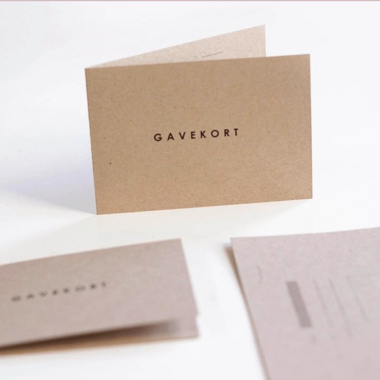 Gavekort │ til et grønt hjem - LEERBAEK - grønne planter - indretning - plantevæg - indretning med planter - planteophæng
